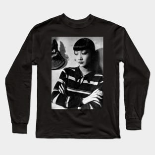 Anna May Dubious Long Sleeve T-Shirt